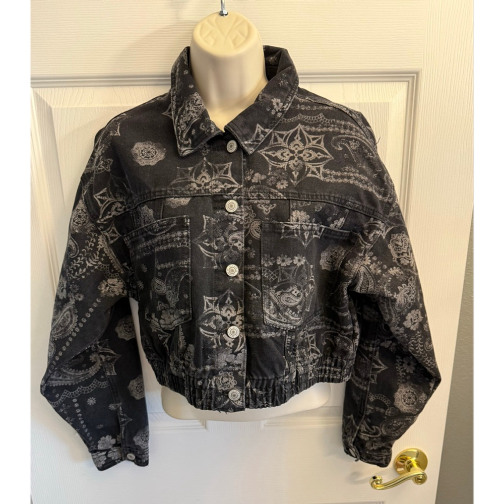 Ashley Vintage Charm Cropped Denim Jacket Womens Large Black Chest Pockets Boho